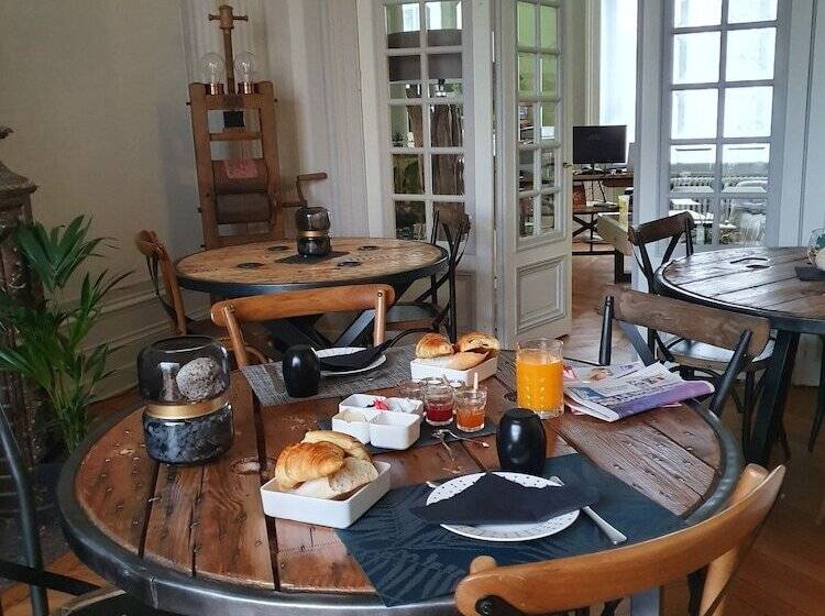 膳宿费 Les Secrets Des Loges