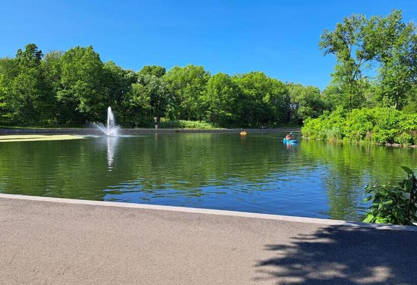 膳宿费 Nice 2bedroom Apt With Patio Included To Enjoy