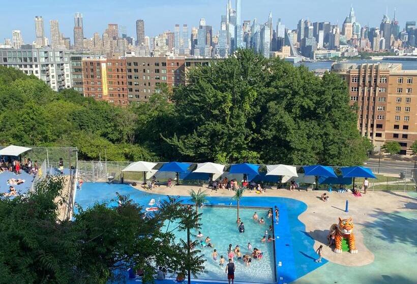 膳宿费 Nice 2bedroom Apt With Patio Included To Enjoy