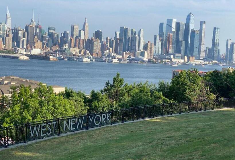 膳宿费 Nice 2bedroom Apt With Patio Included To Enjoy