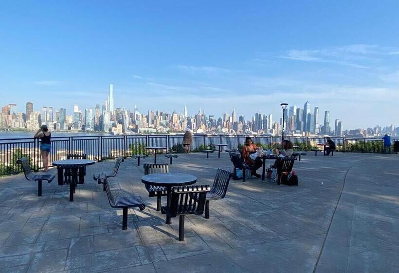 膳宿费 Nice 2bedroom Apt With Patio Included To Enjoy