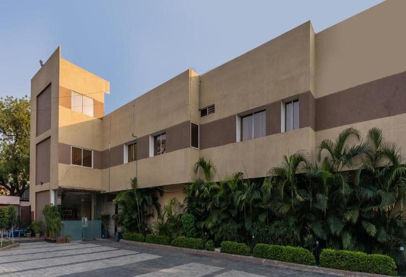 بنسيون Oyo 78503 Puri Homes