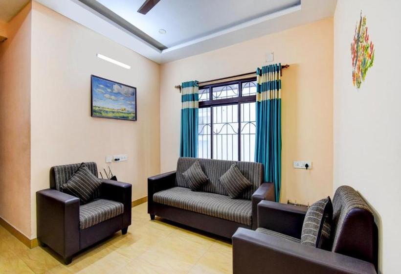 Пансион Oyo 78506 Jj Residency Cochin Airport