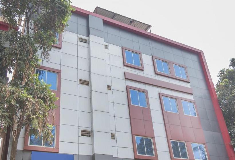 Пансион Oyo 78506 Jj Residency Cochin Airport