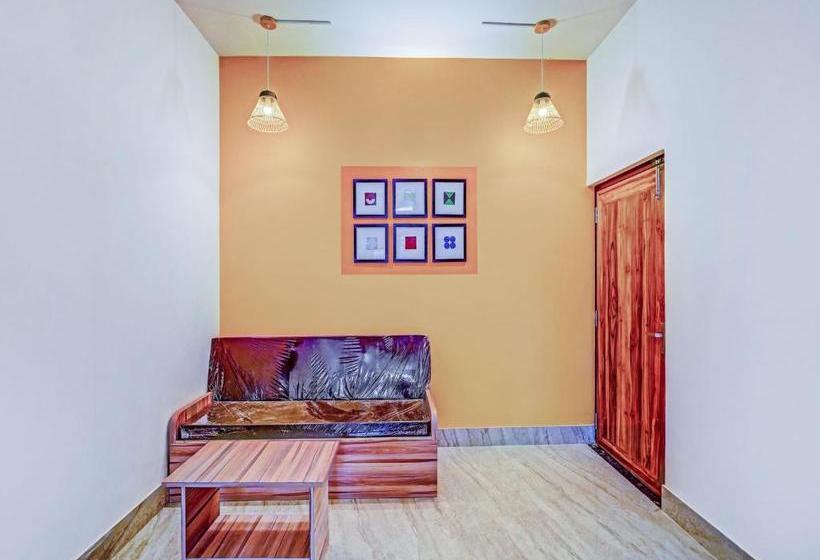 Пансион Oyo 78506 Jj Residency Cochin Airport