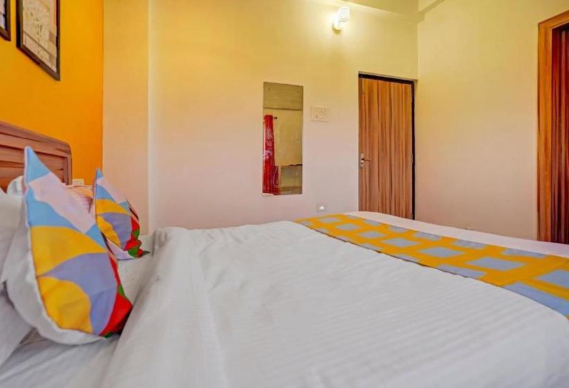 بنسيون Oyo 78561 Royal Riveria