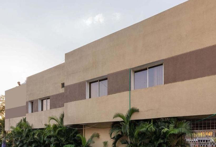 بنسيون Oyo 78561 Royal Riveria