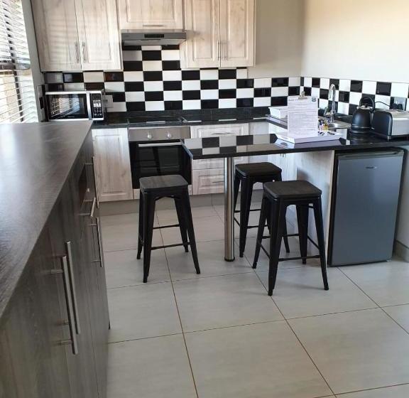 אתר נופש Red Star Raceway