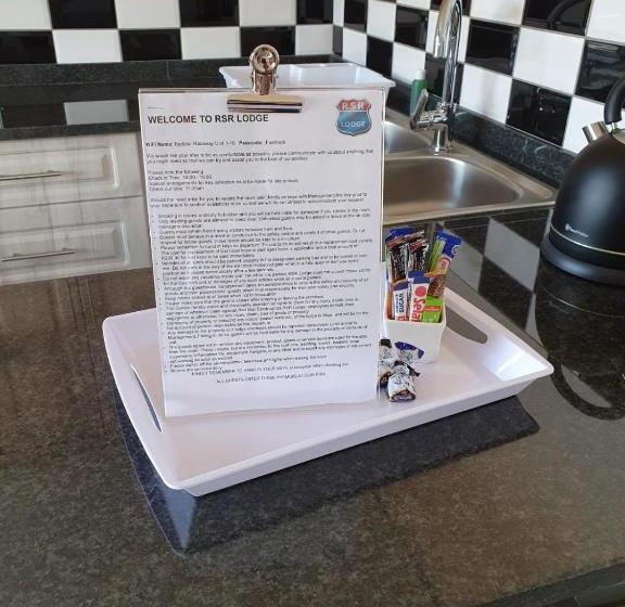 אתר נופש Red Star Raceway