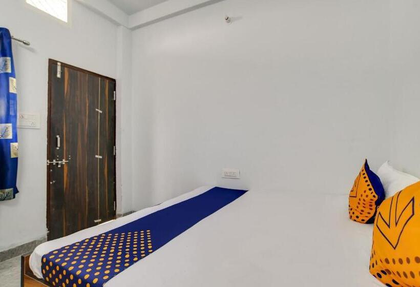 Spot On 78070 Hotel Sai Leela