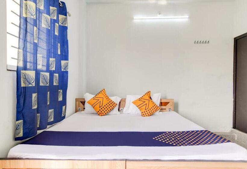 Spot On 78070 Hotel Sai Leela