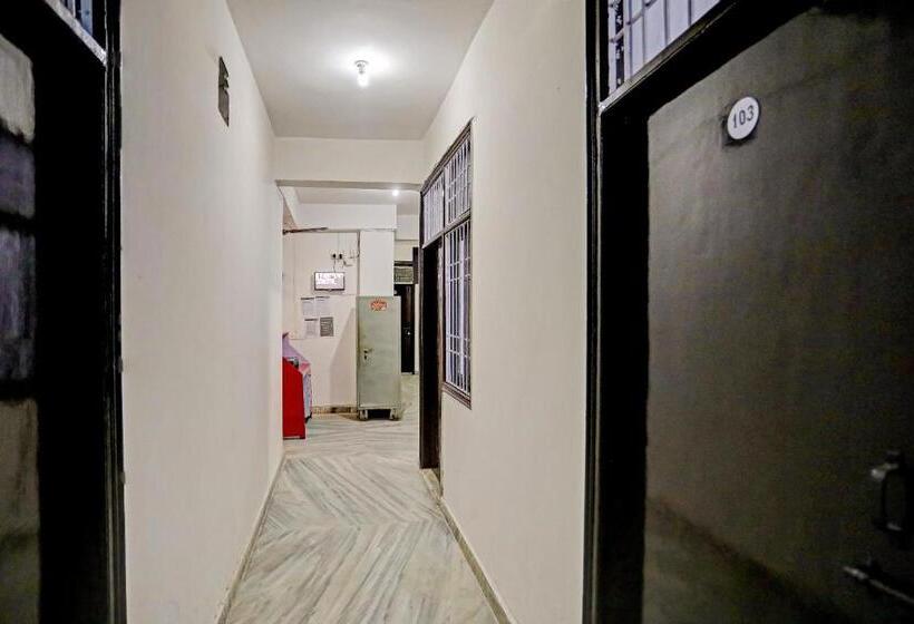 Spot On Raj Hotel Vip Near Worlds Of Wonder