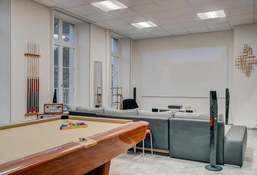 The 5 Continents I By Stay Swiss