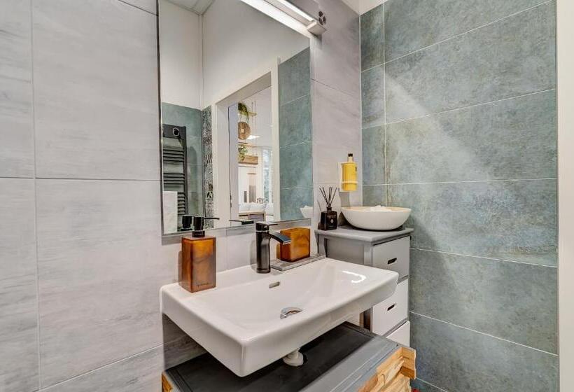 The 5 Continents I By Stay Swiss