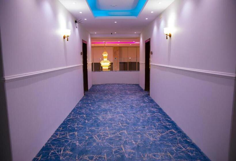 فندق بــــاســــيل