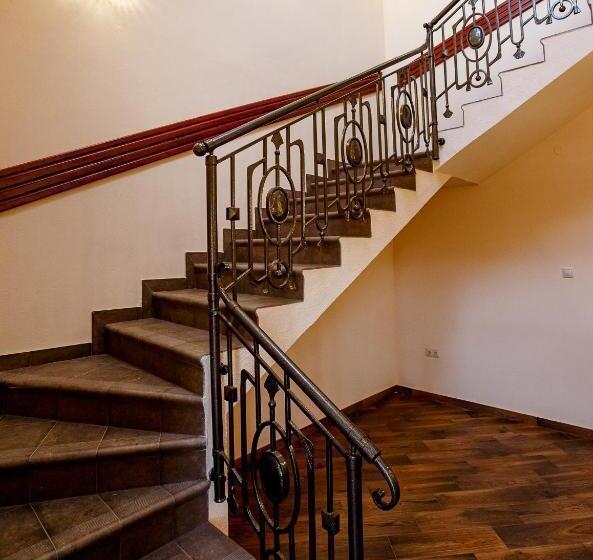 Hostel Chizay. мала гора