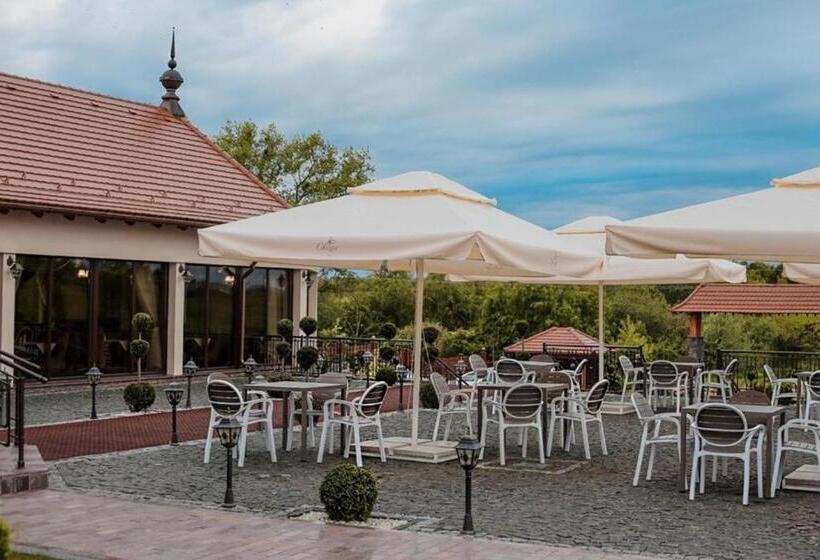 Hostel Chizay. мала гора