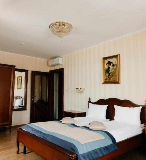 Hostel Chizay. мала гора