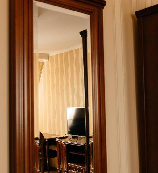 Hostel Chizay. мала гора