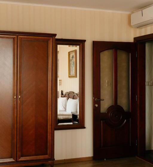 Hostel Chizay. мала гора