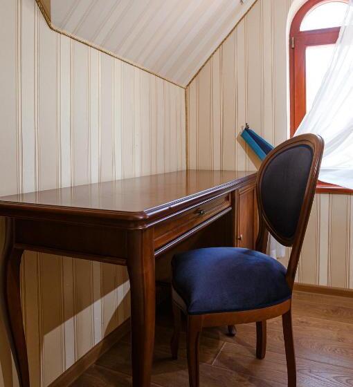 Hostel Chizay. мала гора