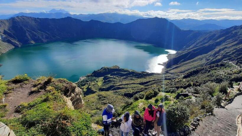 هاستل Imperial Zumbahua