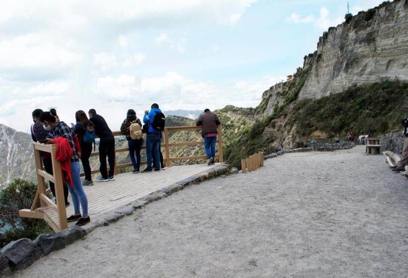 هاستل Imperial Zumbahua