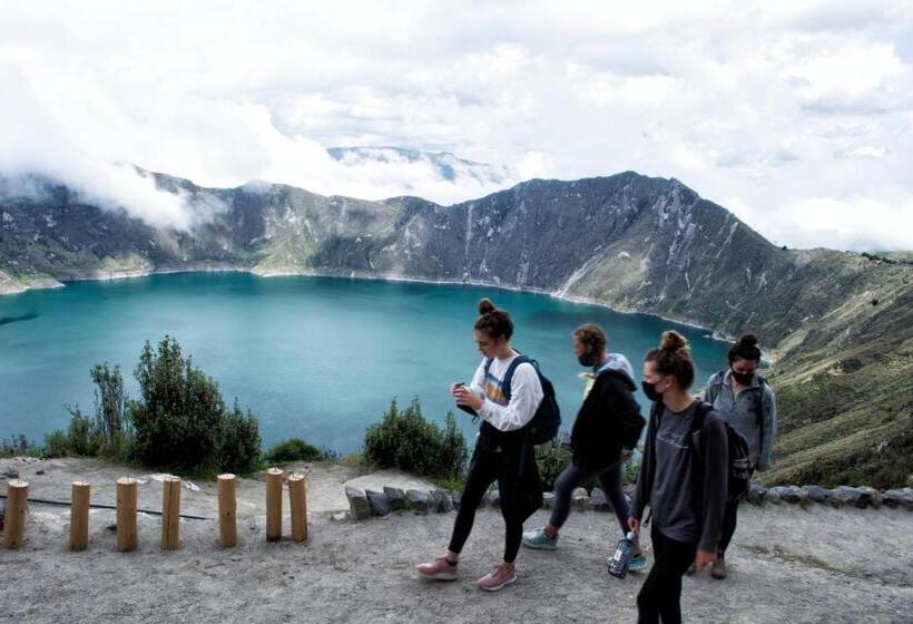 هاستل Imperial Zumbahua