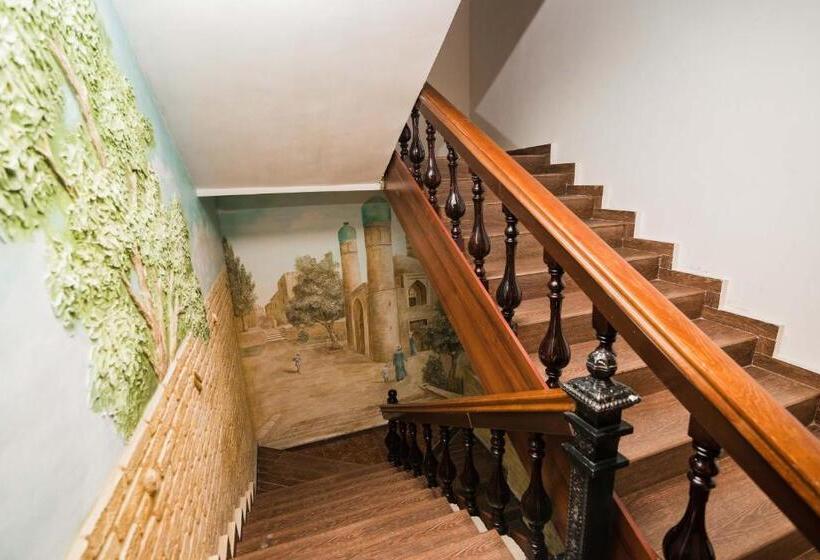 Boutique Hotel Shakh