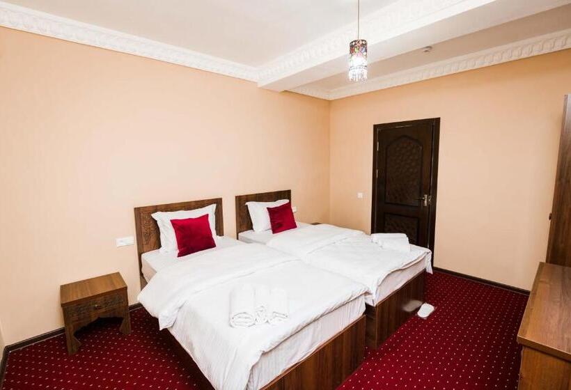 Boutique Hotel Shakh