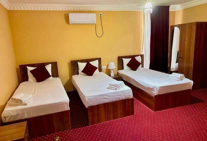 Boutique Hotel Shakh