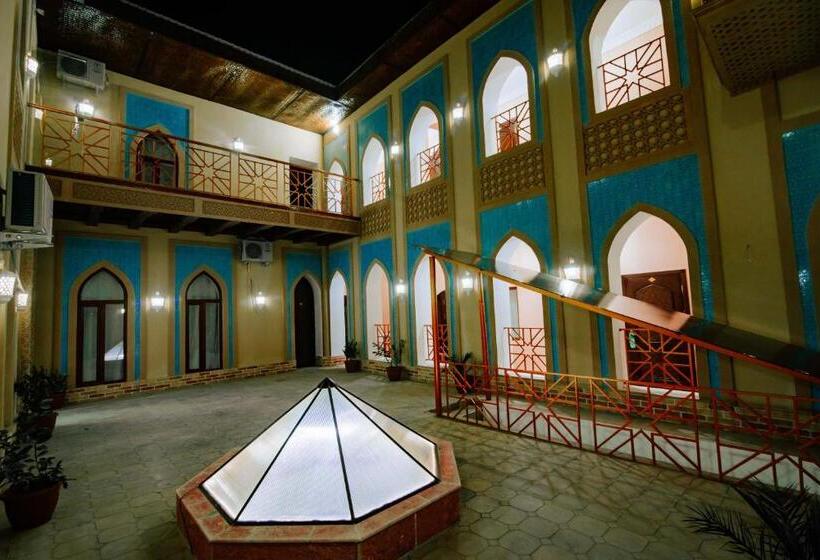 Boutique Hotel Shakh