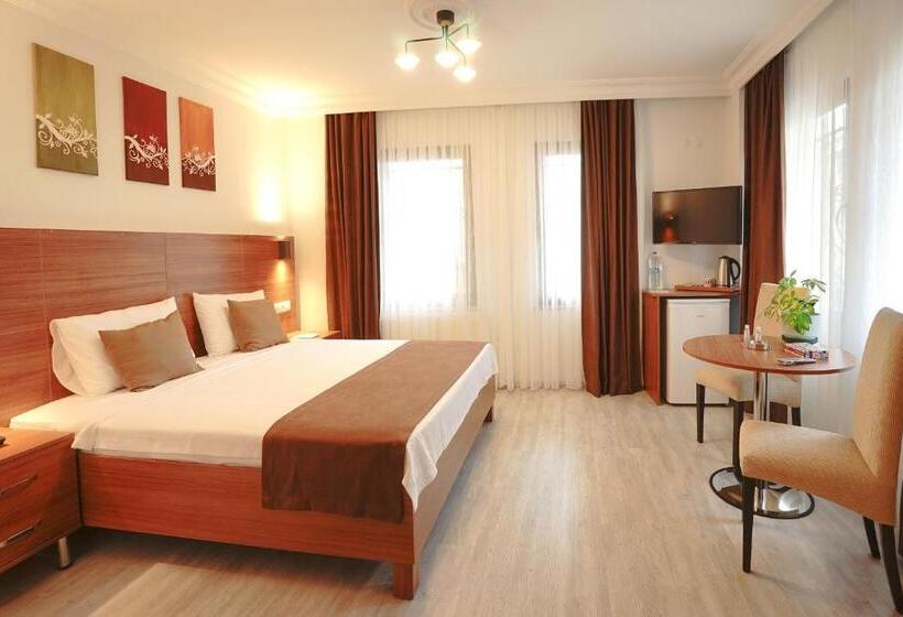 Class Hotel Bosphorus With Jacuzzi