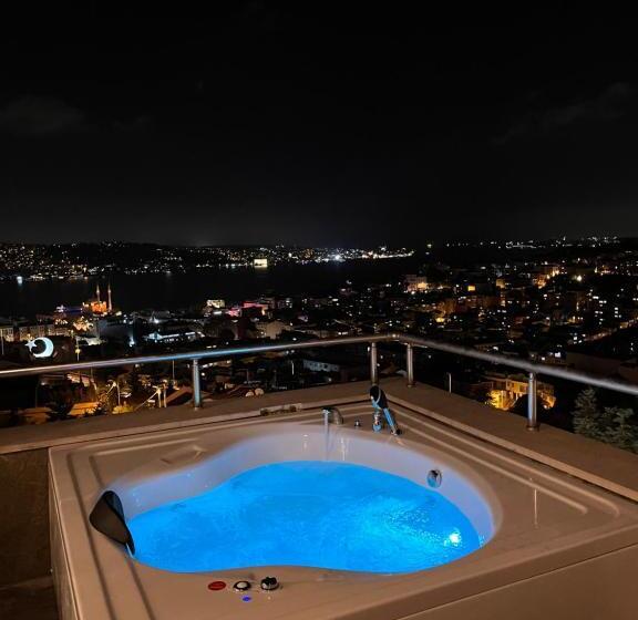 Class Hotel Bosphorus With Jacuzzi