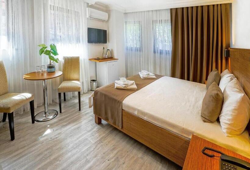 Class Hotel Bosphorus With Jacuzzi