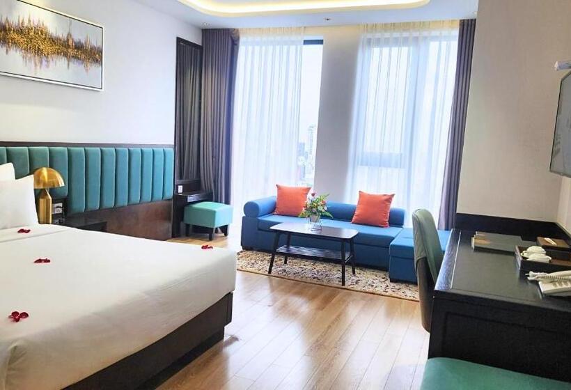 Cordial Grand Hotel My Khe Beach