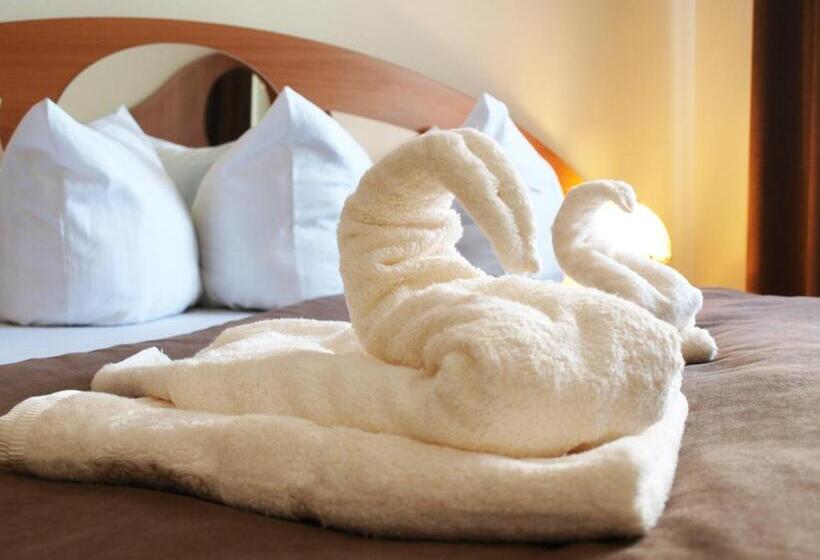 Hotel готель мотор