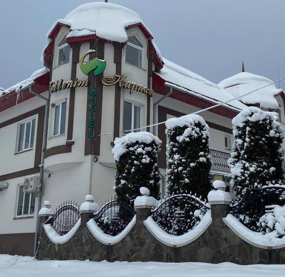 Hotel шепіт карпат