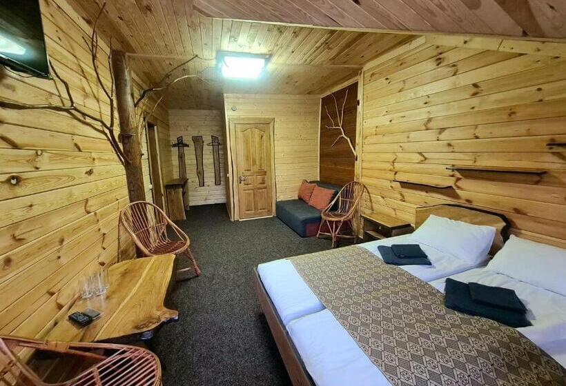 فندق Alpin Eco Chalet & Wellness