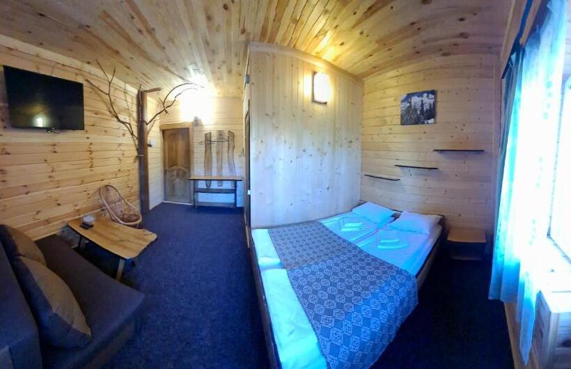 هتل Alpin Eco Chalet & Wellness