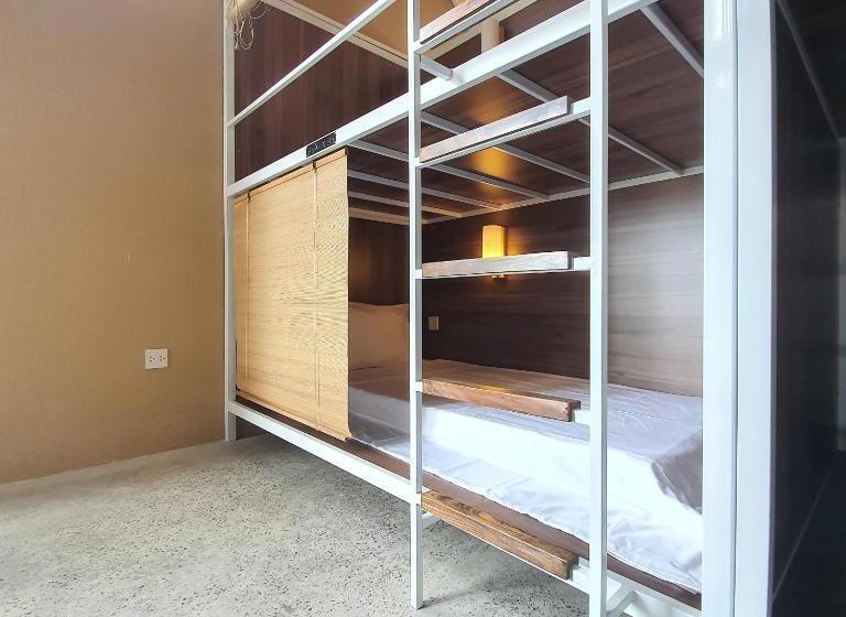 هتل Cagina Boutique Hostel