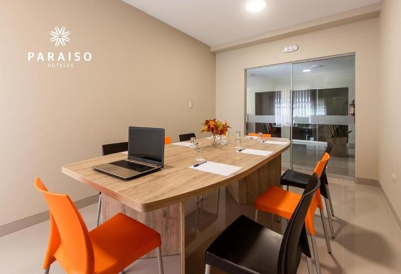 هتل Es Paraiso Piura