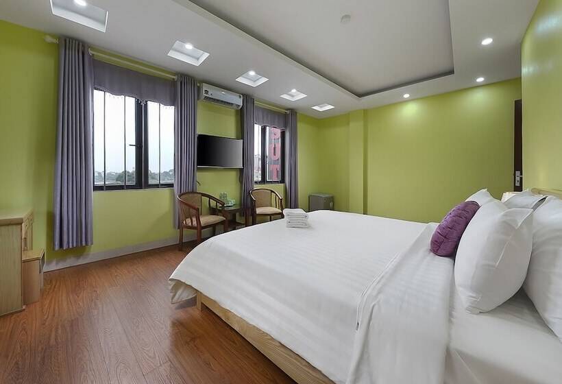 هتل Golden Lotus Airport