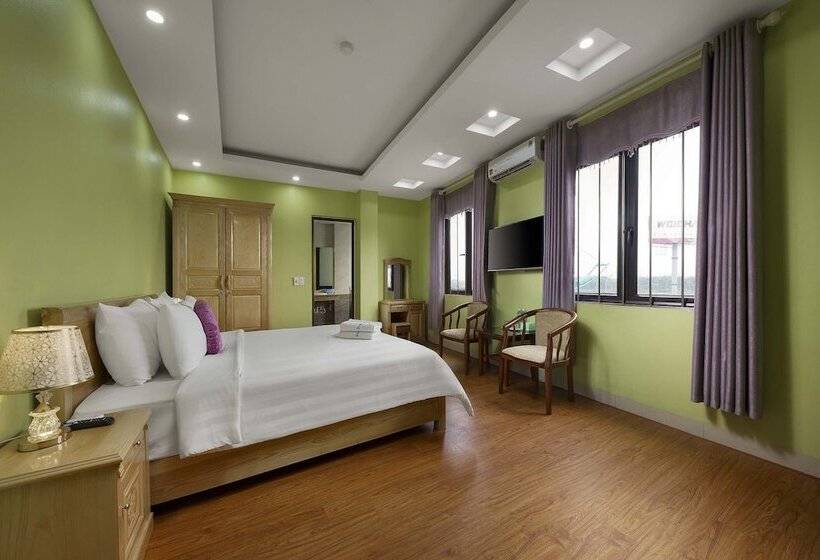 هتل Golden Lotus Airport