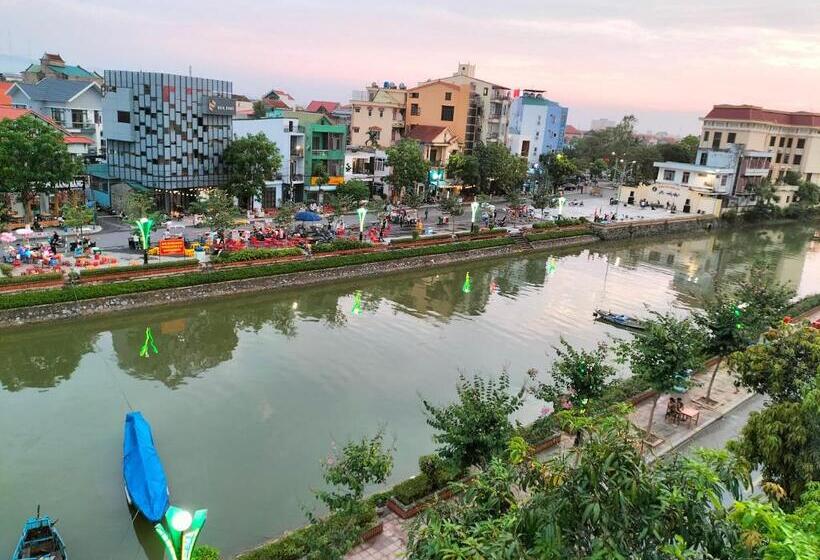 هتل Hoa Mai Plus Hostel