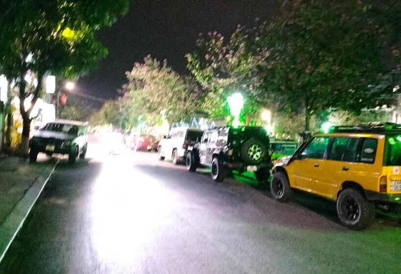 هتل Hoa Mai Plus Hostel