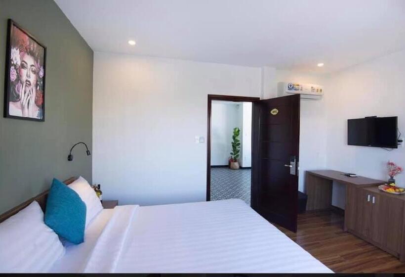 هتل Hoi An January Villa