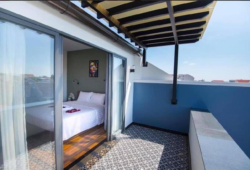 هتل Hoi An January Villa