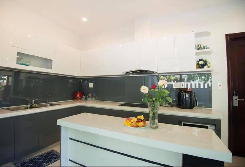 هتل Hoi An January Villa