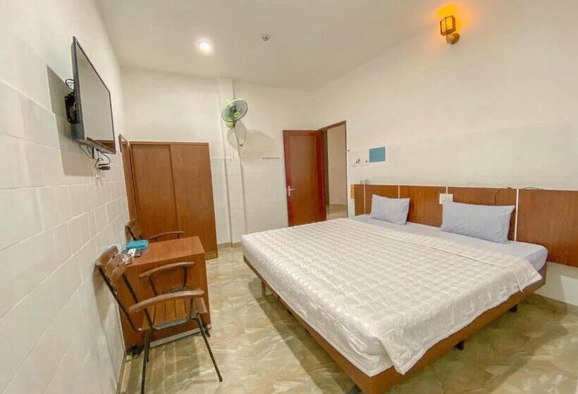 هتل Khách Sạn Ngọc Bích